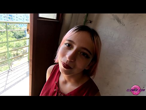 ❤️ Student Sucks a Stranger Sensually in the Backstreet - Face Cumming ️ Βίντεο σεξ ☑